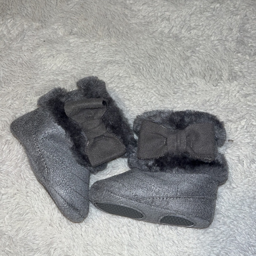 (3 for $10) baby fuzzy boots